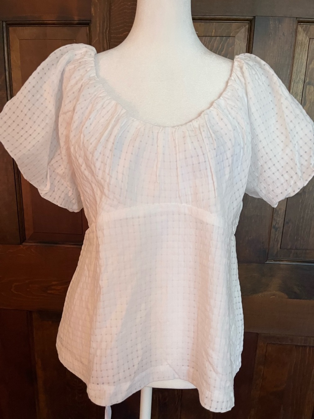 Old Navy White Puff-Sleeve Textured Peasant Blouse